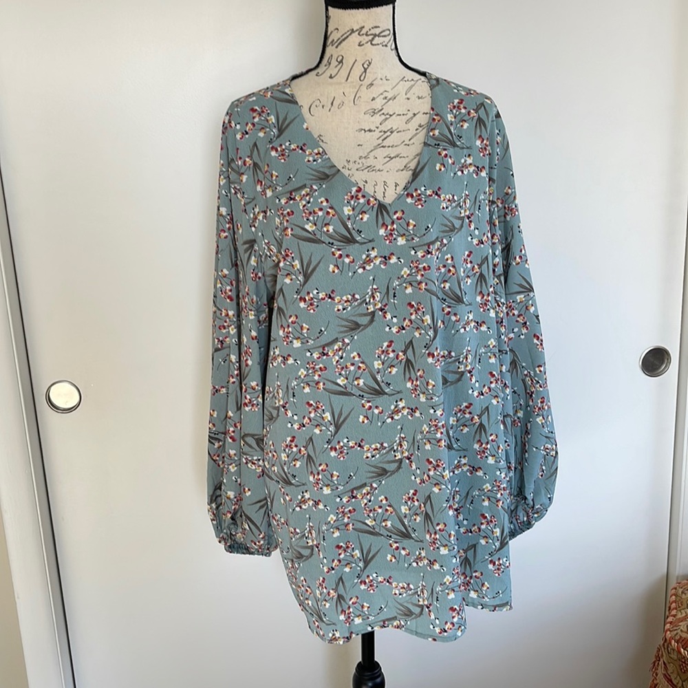 Belongsei blouse, size XXL, floral print